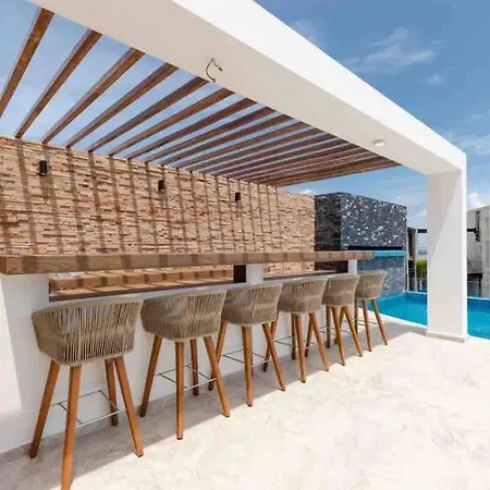 Dep Luxury With Pool Apartment